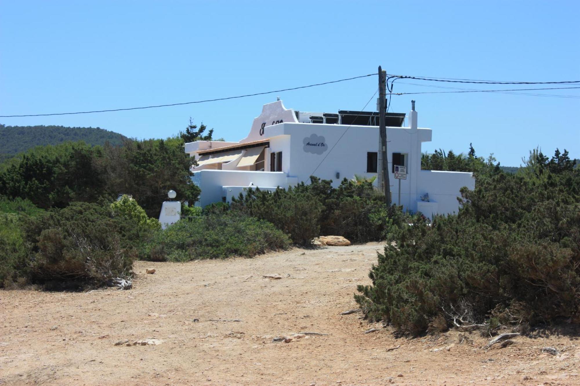 Playa Des Figueral阿雷纳多尔旅馆公寓 外观 照片