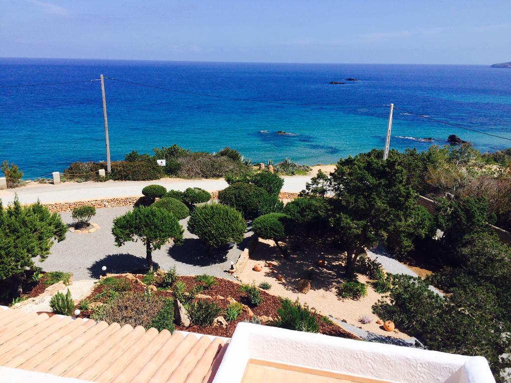Playa Des Figueral阿雷纳多尔旅馆公寓 外观 照片